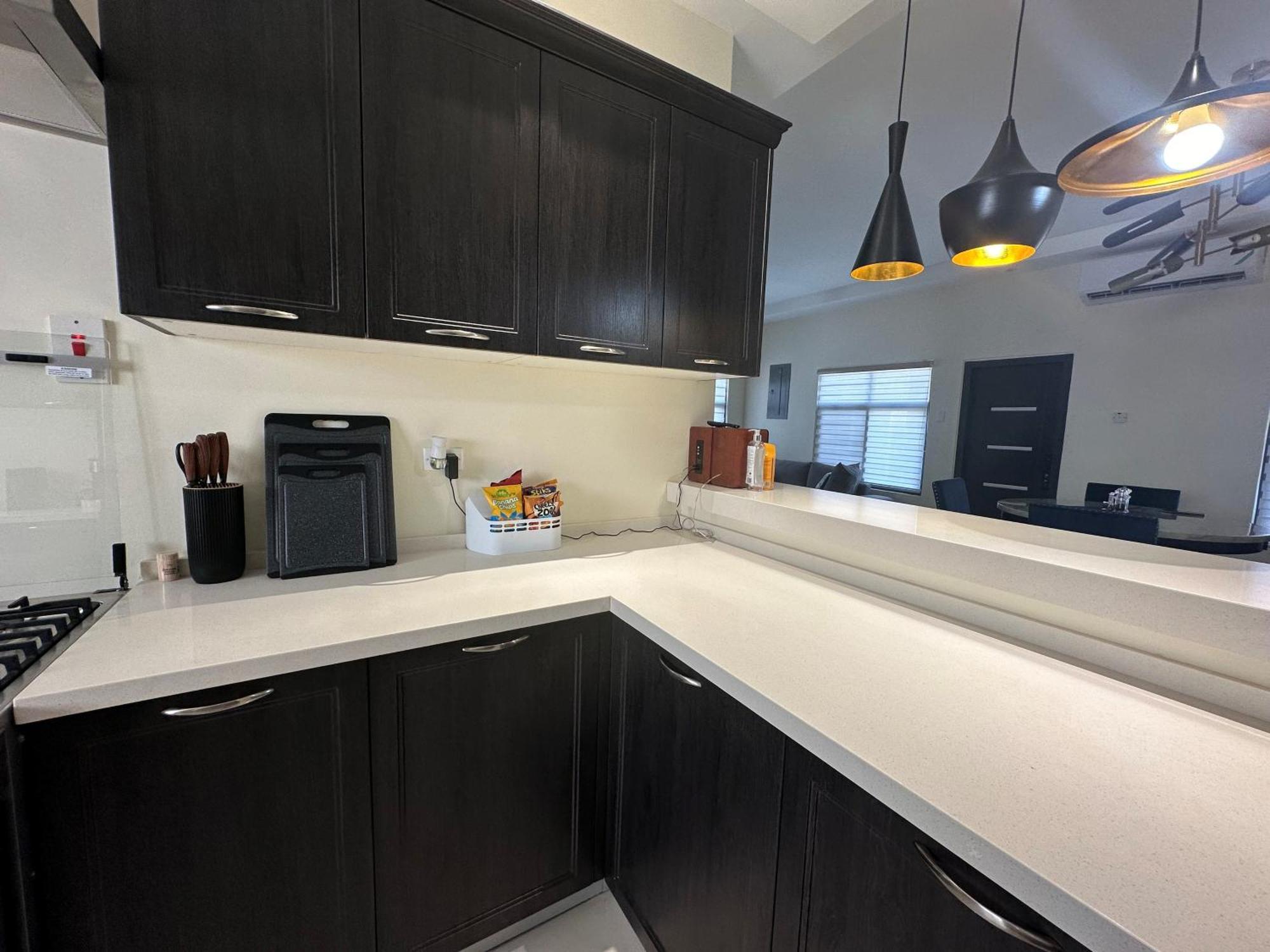 Pagrati Urban Oasis Getaway 2Bd Apt With Balcony 아테네 외부 사진